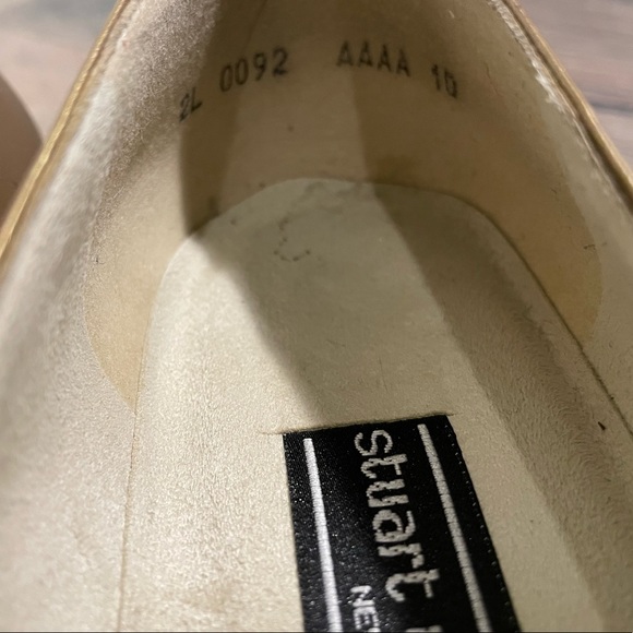 Stuart Weitzman Vintage Gold Leather Kitten Heel Pump Studded Size 10 - Picture 4 of 13